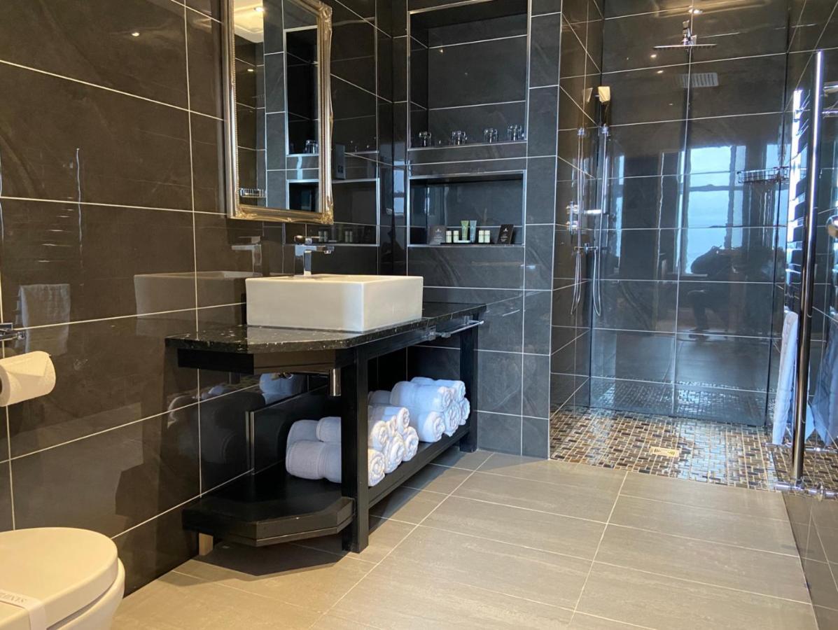 Halvard Hotel Douglas Extérieur photo