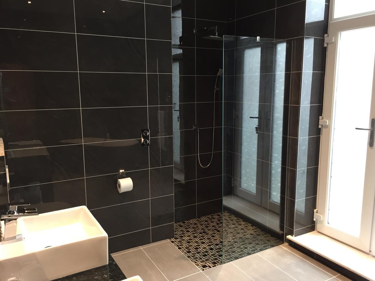 Halvard Hotel Douglas Extérieur photo