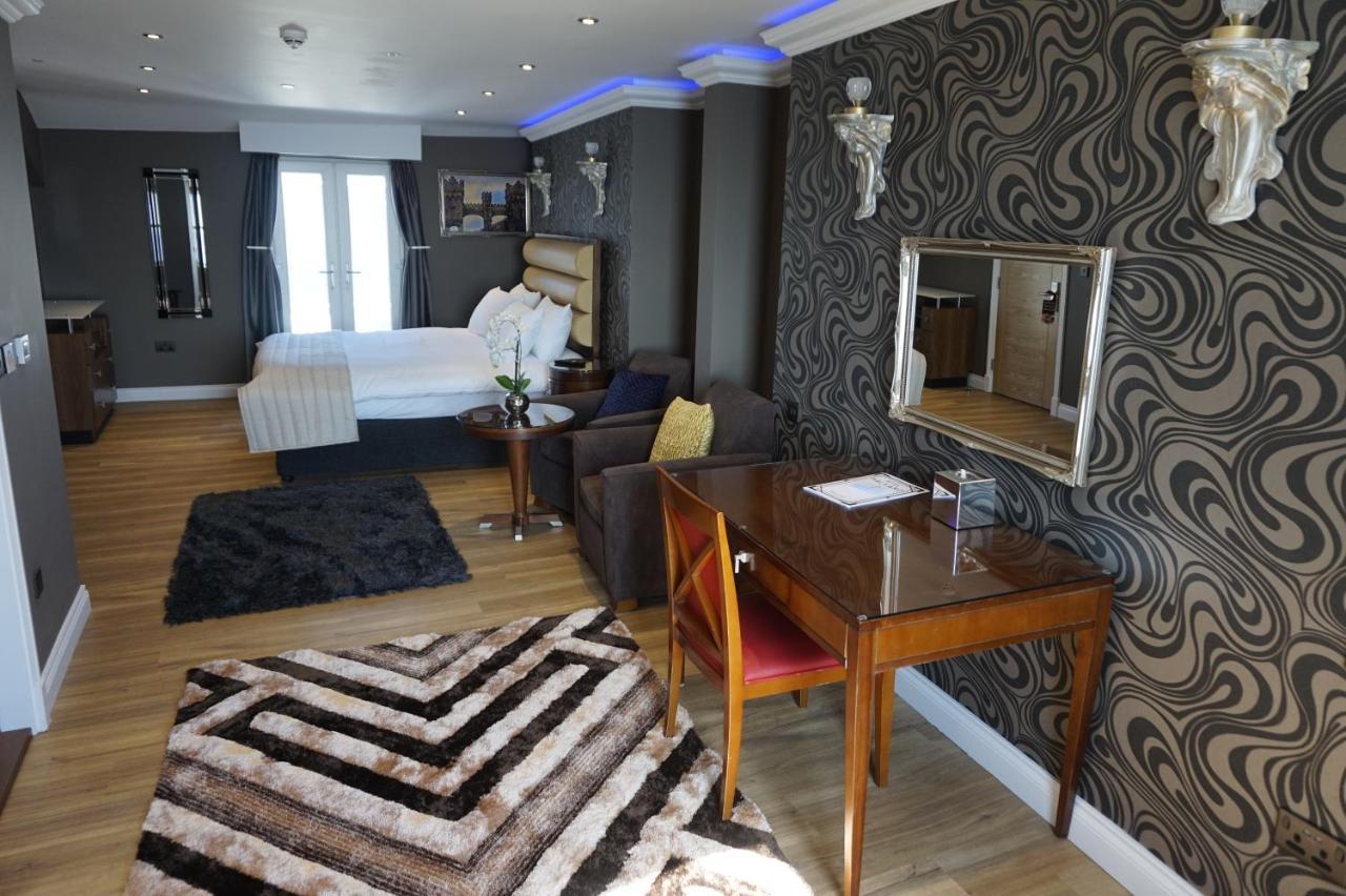 Halvard Hotel Douglas Extérieur photo
